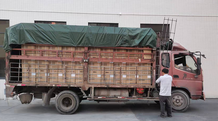 15天，金環(huán)電器順利完成電商客戶(hù)的內衣干衣機出貨